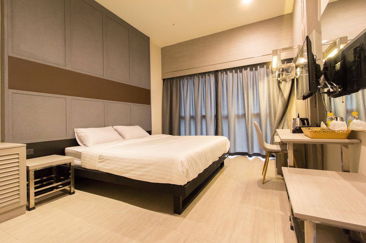 Lazy Sunday Hostel Bangkok Eksteriør bilde
