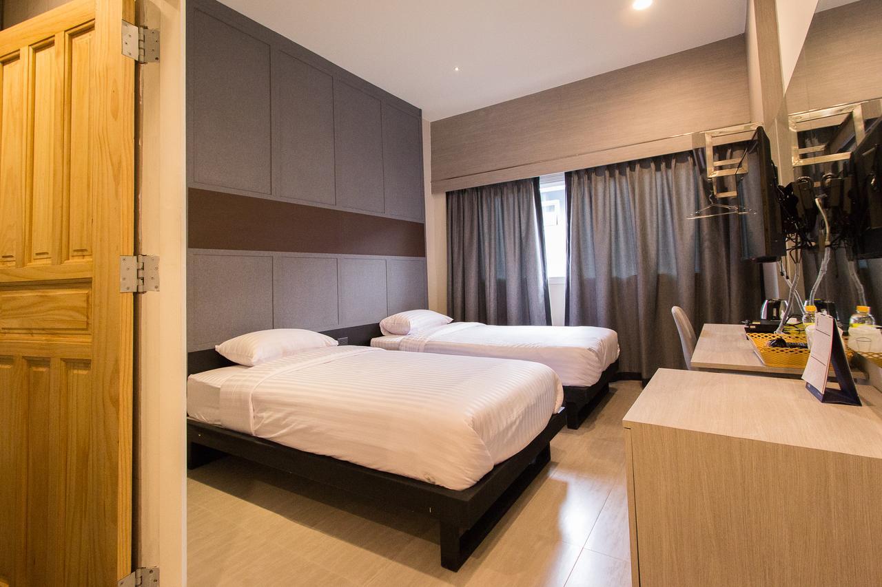 Lazy Sunday Hostel Bangkok Eksteriør bilde