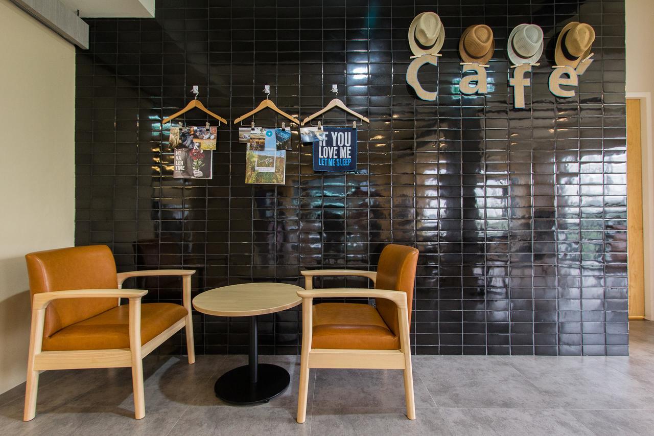 Lazy Sunday Hostel Bangkok Eksteriør bilde